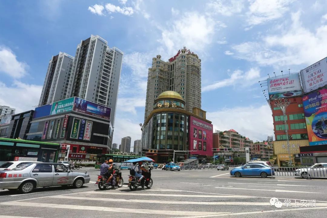 安顺西秀区百货批发市场，繁荣的商业脉搏